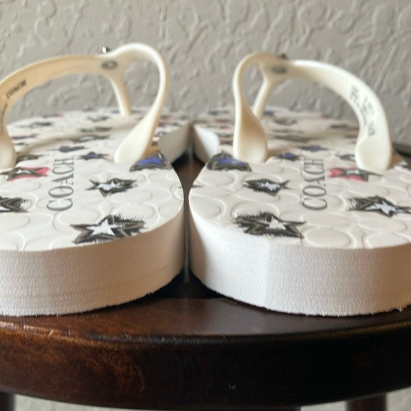 Coach: Abigail (A01821) Star Sandals/Flip Flops- Silver Tone- 7-8 - Picture 9 of 16